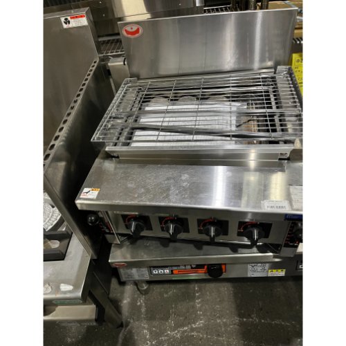 【中古】下火式焼物器 マルゼン MGKS-304 幅304×奥ふかさ530×高さ535 LPG(プロパンガス) 【貨物輸送別途積もり書き】【御勤め用】【飲食店 バス発着場 勝手もと備品 グリラー 焼物器 御勤め用グリラー 御勤め用焼物器】