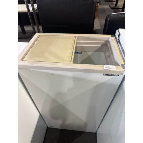 【中古】氷るストッカー サンデン・リテール取り合わせ PF-057XF 幅310×奥ふかさ490×高さ850 【貨物輸送別途積もり書き】【御勤め用】【飲食店 バス発着場 勝手もと備品 氷るストッカー 御勤め用氷るストッカー】