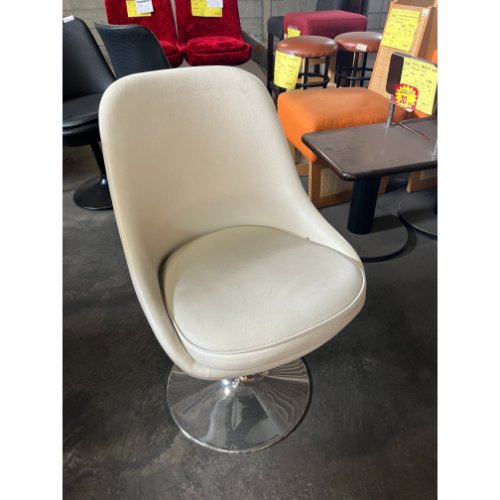 【中古】カウンターイス(アイボリー) 幅435×奥行520×高さ760 座面高さ：470 【送料無料】【業務用】【飲食店 店舗 厨房機器 カウンターチェア 業務用カウンターチェア】