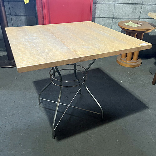 【中古】四角テーブル(パイプ4ッ脚) 幅800×奥行800×高さ735 【送料無料】【業務用】【飲食店 店舗 厨房機器 テーブル 業務用テーブル】