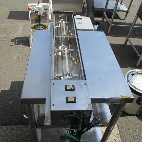 【中古】ヒートランプウォーマー ニチワ電機 HLW-502H2 幅900×奥ふかさ200×高さ97 【貨物輸送別途積もり書き】【御勤め用】【飲食店 バス発着場 勝手もと備品 ウォーマー 御勤め用ウォーマー】
