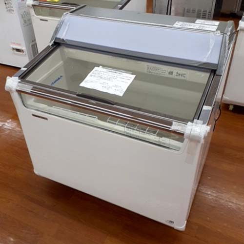 【中古】クローズド型冷凍ショーケース パナソニック(Panasonic) SCR-090DNA 幅900×奥行720×高さ930 【送料別途見積】【業務用】【飲食店 店舗 厨房機器 冷凍ショーケース 業務用冷凍ショーケース】 72,600円