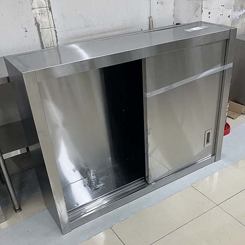 【中古】吊収納家具 幅1200×奥ぶかさ300×高さ900 【貨物輸送別途積もり書き】【お役目用】【飲食店 バス発着場 勝手もと設備 吊収納家具 お役目用吊収納家具】