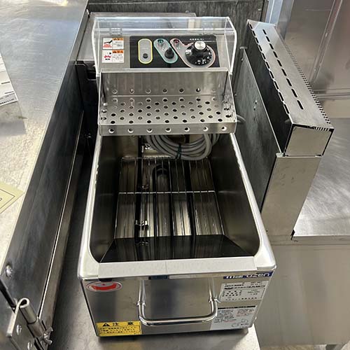 楽天市場】MEF-M8FT 【マルゼン】 電気フライヤー 8L 幅255×奥行475×高