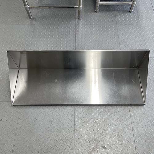 【中古】平棚 背板付き添い人 幅1100×奥ふかさ350×高さ280 【貨物輸送別途積もり書き】【御役目用】【飲食店 バス発着場 御厨子所計器 平棚 上棚 御役目用平棚 御役目用上棚】