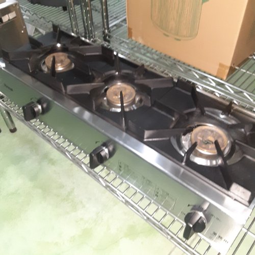 【中古】卓上ガスコンロ リンナイ(Rinnai) RSB-311A 幅738×奥ふかさ275×高さ151 都市屁っ放り 【貨物輸送別途積もり書き】【お役目用】【飲食店 バス発着場 勝手もと装置 卓上ガスコンロ お役目用卓上ガスコンロ】