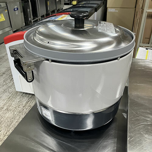 【中古】ガス炊飯器 リンナイ(Rinnai) RR-300C 幅492×奥行423×高さ426 LPG(プロパンガス) 【送料別途見積】【業務用】【飲食店 店舗 厨房機器 ガス炊飯器 業務用ガス炊飯器】