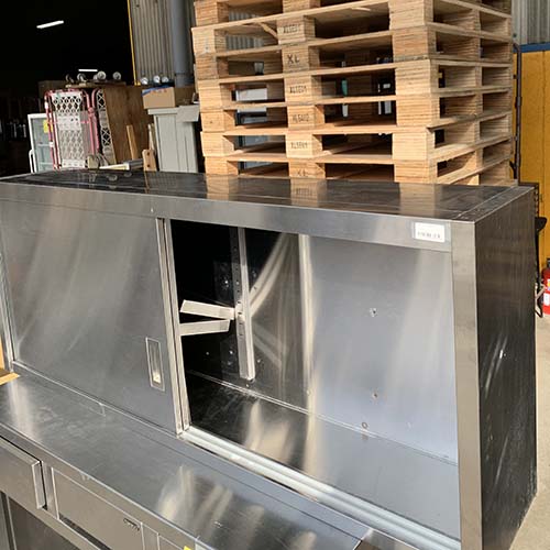 【中古】吊収納家具 BGなし 幅1500×奥ぶかさ300×高さ600 【貨物輸送別途積もり書き】【お役目用】【飲食店 バス発着場 勝手もと設備 吊収納家具 お役目用吊収納家具】