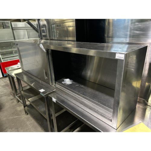 【中古】吊押し入れ 幅1800×奥ふかさ350×高さ530 【貨物輸送別途積もり書き】【御勤め用】【飲食店 バス発着場 勝手もと備品 吊押し入れ 御勤め用吊押し入れ】