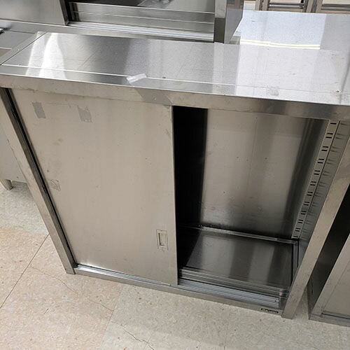 【中古】吊収納家具 幅950×奥ぶかさ300×高さ900 【貨物輸送別途積もり書き】【お役目用】【飲食店 バス発着場 勝手もと設備 吊収納家具 お役目用吊収納家具】