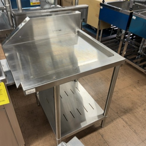 【中古】クリーンテーブル BGあり 幅695&times;奥行650&times;高さ800 【送料無料】【業務用】【飲食店 店舗 厨房機器 特殊シンク 業務用特殊シンク】｜厨房機器と店舗用品 TENPOS