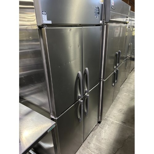 【中古】縦型冷凍庫 大和冷機 303SS-NP-EX 幅900×奥行800×高さ1905 三相200V 【送料別途見積】【業務用】【飲食店 店舗 厨房機器 冷凍庫 業務用冷凍庫】