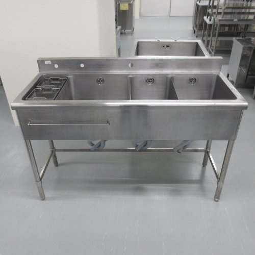 【中古】三槽シンク ダスト付き 三方枠 BGあり 幅1400×奥行600×高さ850 【送料別途見積】【業務用】【飲食店 店舗 厨房機器 三槽シンク 業務用三槽シンク】