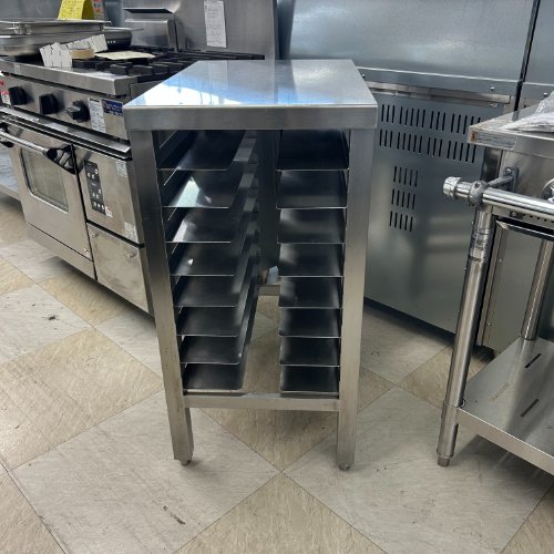 【中古】ホテルパンラック台 幅425×奥ふかさ700×高さ850 【貨物輸送別途積もり書き】【御勤め用】【飲食店 バス発着場 勝手もと備品 仕合わせ シェルフ 御勤め用仕合わせ 御勤め用シェルフ】