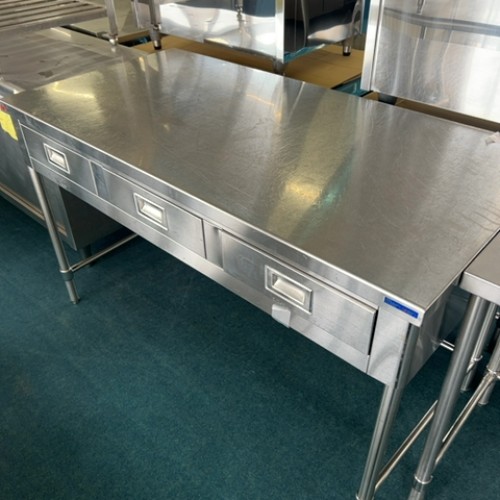 【中古】作業台 三方枠 引出し付き BGなし 幅1500×奥行750×高さ900 【送料別途見積】【業務用】【飲食店 店舗 厨房機器 作業台 業務用作業台】 24,420円