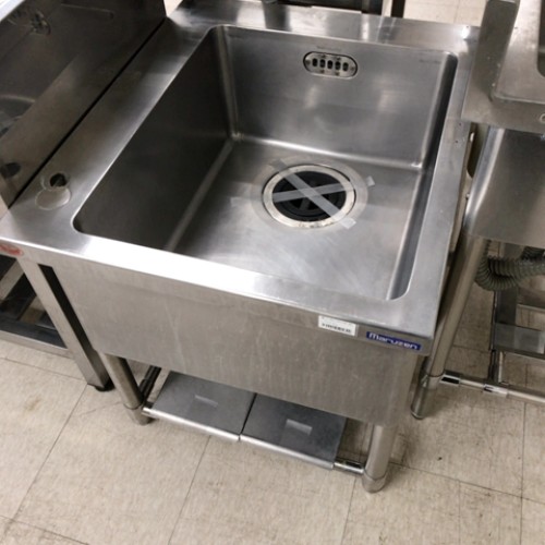 【中古】一槽シンク BGなし 幅600×奥行700×高さ600 【送料別途見積】【業務用】【飲食店 店舗 厨房機器 一槽シンク 業務用一槽シンク】 17,963円