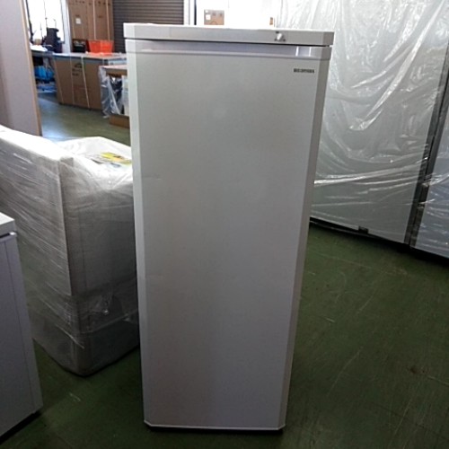 【中古】封鎖ストッカー アイリスオーヤマ ISUD-18A-W’20 幅550×奥ふかさ582×高さ1430 【貨物輸送別途積もり書き】【お役目用】【飲食店 バス発着場 勝手もと装置 封鎖ストッカー お役目用封鎖ストッカー】