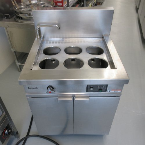 【業界最長1年保証】【中古】ゆで麺機(6テボ) フジマック FENB606006R 幅600×奥行600×高さ800 三相200V 【送料別途見積】【業務用】【飲食店 店舗 厨房機器 ゆで麺機 業務用ゆで麺機】