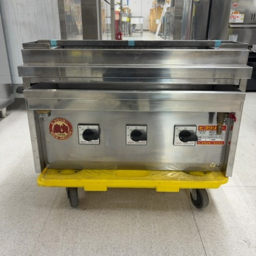 【業界最長1年保証】【中古】卓上ヒゴグリラー ヒゴグリラー 3P-204KC 幅610×奥行410×高さ390 三相200V 【送料別途見積】【業務用】【飲食店 店舗 厨房機器 グリラー 焼物器 業務用グリラー 業務用焼物器】