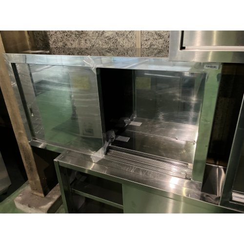 【中古】吊収納家具 幅1050×奥ぶかさ270×高さ800 【貨物輸送別途積もり書き】【お役目用】【飲食店 バス発着場 勝手もと設備 吊収納家具 お役目用吊収納家具】