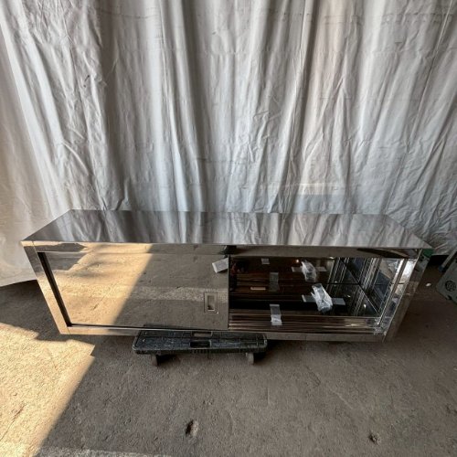 【中古】吊収納家具 幅1700×奥ぶかさ350×高さ550 【貨物輸送別途積もり書き】【お役目用】【飲食店 バス発着場 勝手もと設備 吊収納家具 お役目用吊収納家具】