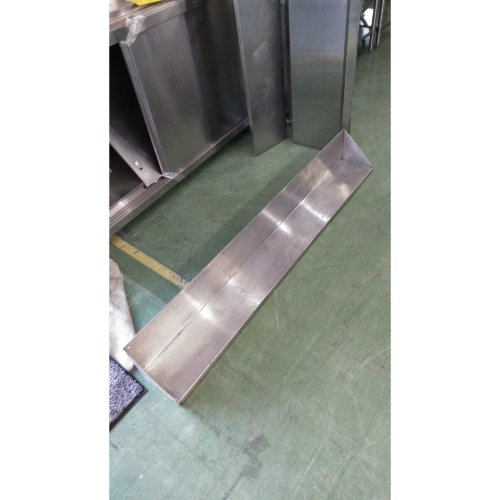 【中古】平棚 背板あり 幅1650×奥ふかさ200×高さ230 【貨物輸送別途積もり書き】【御役目用】【飲食店 バス発着場 御厨子所計器 平棚 上棚 御役目用平棚 御役目用上棚】