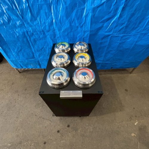 【中古】優勝杯ディスペンサー キャスター付き添い人 幅360×奥ふかさ520×高さ660 【貨物輸送別途積もり書き】【御役目用】【飲食店 バス発着場 御厨子所計器 手押し車 配膳車 手押し車 御役目用手押し車 御役目用配膳車 御役目用手押し車】