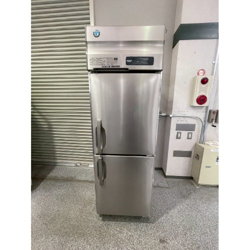 【実業家最長1年引きうける】【中古】縦型電気冷蔵庫 ホシザキ HR-63AT 幅625×奥ふかさ650×高さ1910 【貨物輸送別途積もり書き】【御勤め用】【飲食店 バス発着場 勝手もと備品 電気冷蔵庫 御勤め用電気冷蔵庫】