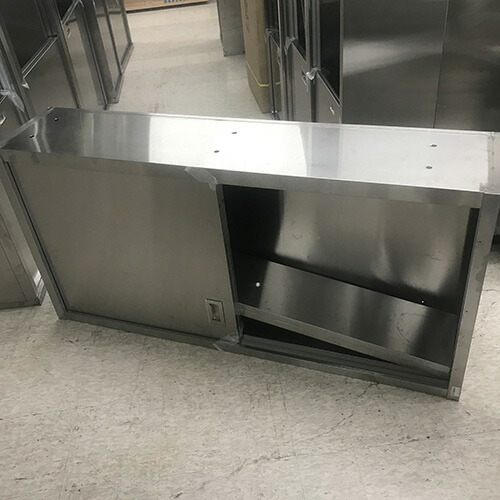 【中古】吊収納家具 幅1600×奥ぶかさ345×高さ790 【貨物輸送別途積もり書き】【お役目用】【飲食店 バス発着場 勝手もと設備 吊収納家具 お役目用吊収納家具】