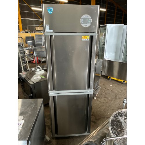 【実業家最長1年引きうける】【中古】縦型電気冷蔵庫 両面 大和冷機 201NYCD-D-EX 幅625×奥ふかさ664×高さ1905 【貨物輸送別途積もり書き】【御勤め用】【飲食店 バス発着場 勝手もと備品 電気冷蔵庫 御勤め用電気冷蔵庫】