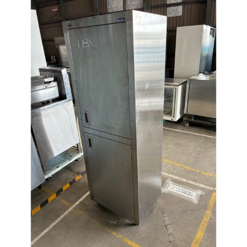 【中古】食器棚 幅600×奥ふかさ450×高さ1720 【貨物輸送別途積もり書き】【お役目用】【飲食店 バス発着場 勝手もと装置 食器棚 お役目用食器棚】