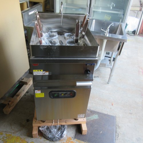 【実業界最長1年引き受ける】【中古】明かりゆで麺機 マルゼン MREY-06 幅450×奥ふかさ600×高さ800 三相200V 【貨物輸送別途積もり書き】【御役目用】【飲食店 バス発着場 御厨子所計器 ゆで麺機 御役目用ゆで麺機】