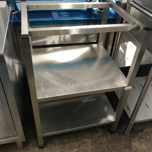 【中古】スチコン架台(XS6 2/3用) ラショナル 幅634×奥ぶかさ558×高さ940 【貨物輸送別途積もり書き】【お役目用】【飲食店 バス発着場 勝手もと設備 御役目台 お役目用御役目台】