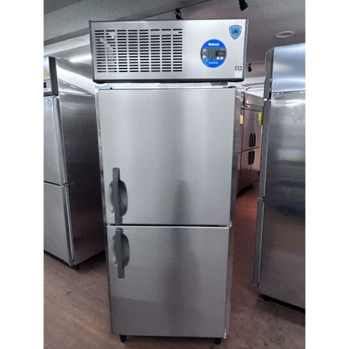 【中古】急速凍結庫 大和冷機 273FFB 幅750×奥行800×高さ1905 三相200V 【送料別途見積】【業務用】【飲食店 店舗 厨房機器 急速凍結庫 業務用急速凍結庫】|厨房機器と店舗用品 TENPOS