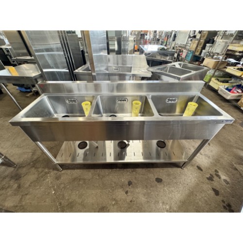 【中古】三槽シンク BGあり 幅1500×奥行450×高さ800 【送料別途見積】【業務用】【飲食店 店舗 厨房機器 三槽シンク 業務用三槽シンク】|厨房機器と店舗用品 TENPOS