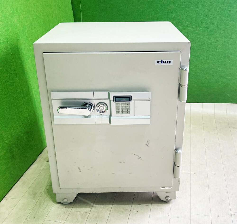 耐火金庫 ウチダ ダイヤル式 中古品 鍵2本グレー系 50kg 家庭用 耐火金庫 ウチダ ダイヤル式 中古品 鍵2本グレー系 50kg 家庭用