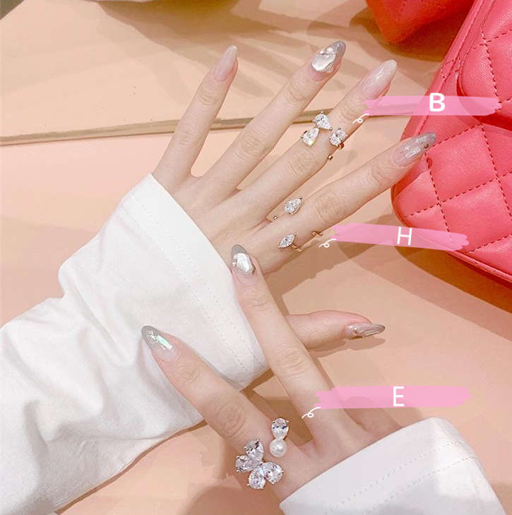 指輪 蝶々 キラキラ リング レディース 流行 太め 韓国 ファッション アイドル チョウ 小物 レイヤード アクセサリー パーツ 細め デート おしゃれ ジュエリー 魅力 華やか 関節リング カジュアル トレンド ストーン カップル かわいい 細身 レディースジュエリー ...