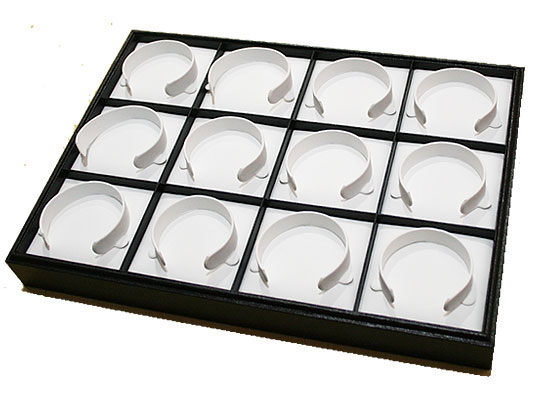 絶対一番安い 楽天市場 ブレスレットホルダー 12本用 合成皮革 約360x255x40mm 白色 黒色 1個 テソロ 楽天市場店 楽天市場 Spectreaircraft Com