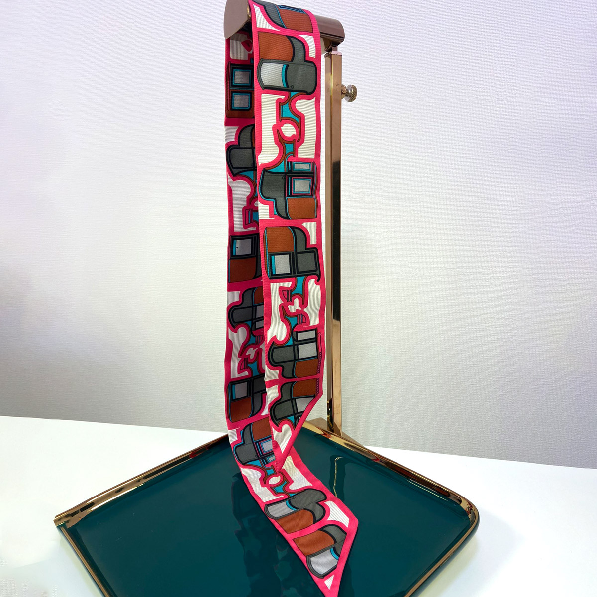 楽天市場】HERMES IN THE POCKET TWILLY エルメス ツイリー イン