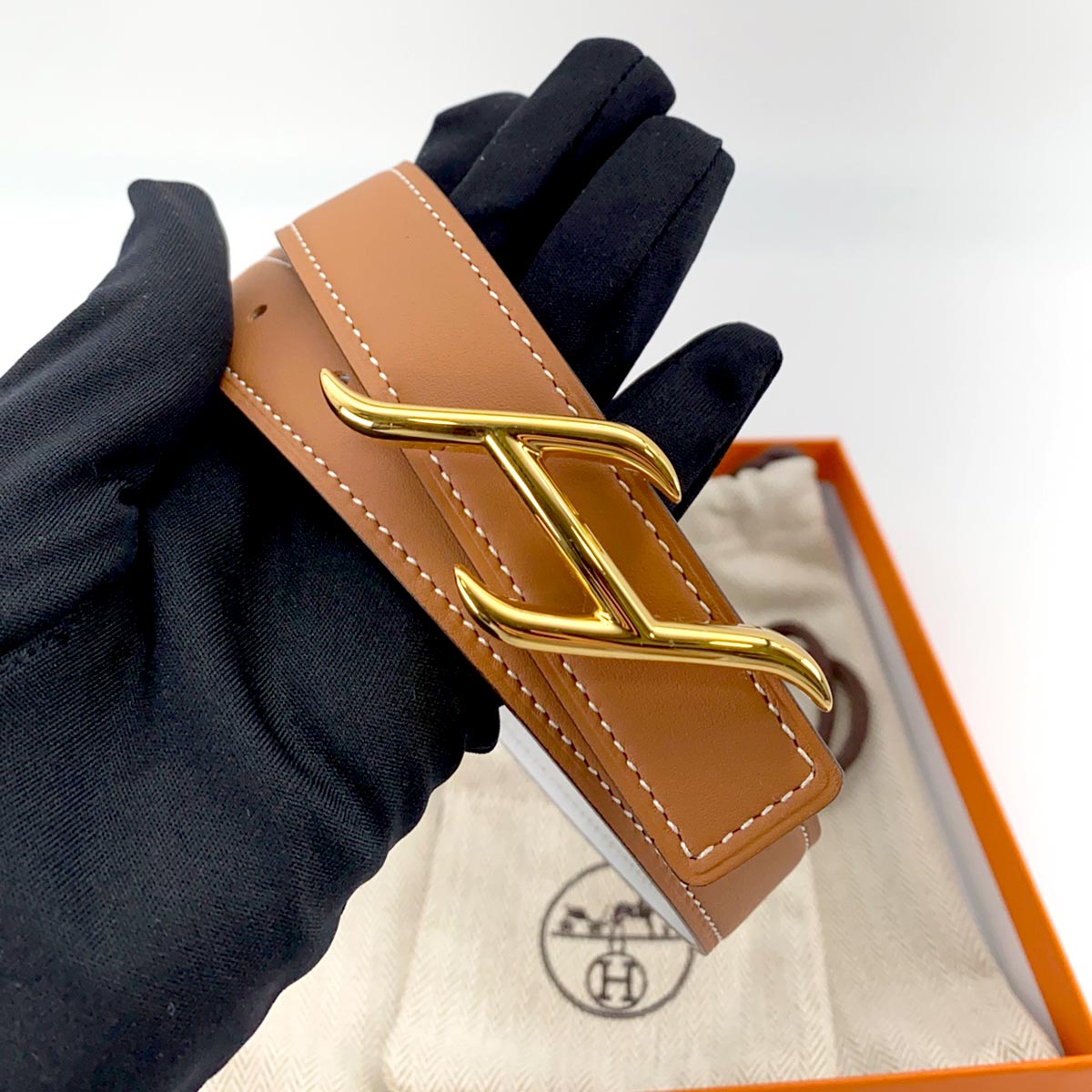 HERMES レディース リバーシブルレザーベルト H型バックル ベルトバックル 《Hエケストル》 & リバーシブルベルト