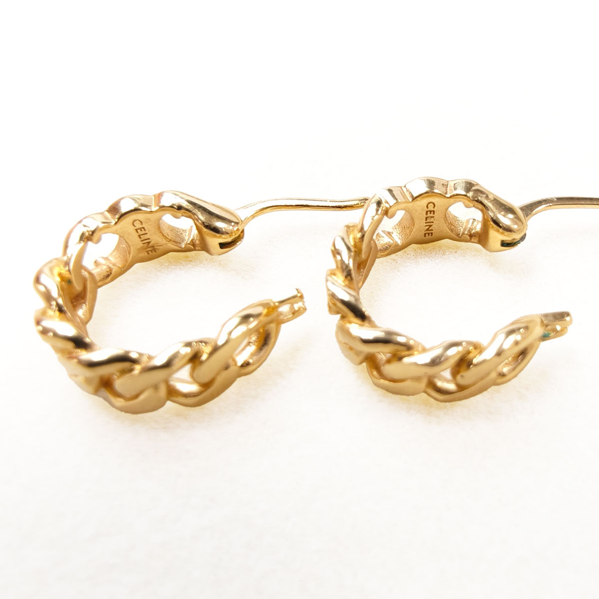 楽天市場】CELINE セリーヌ ノット スモール フープ ピアス 金色