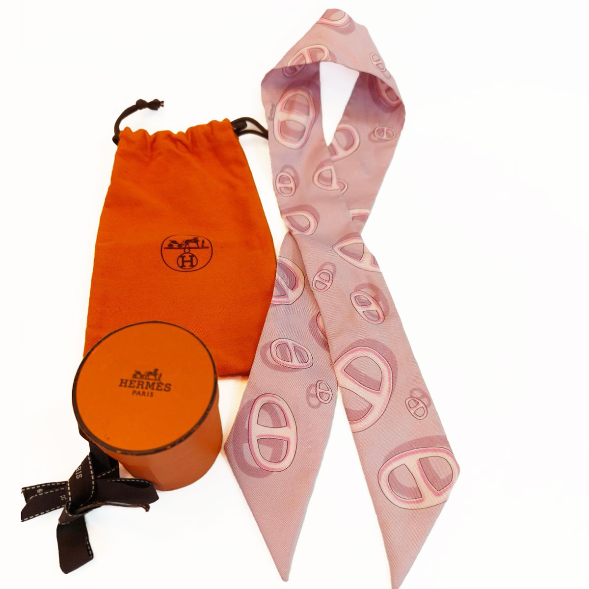 楽天市場】HERMES エルメス スカーフ ツイリー シルク ピンク PEUPLE