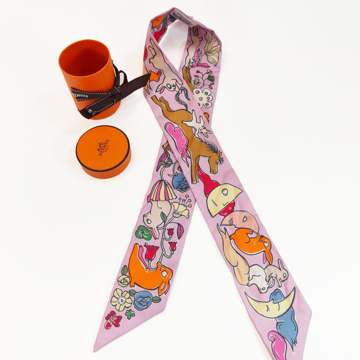 楽天市場】エルメス HERMES スカーフ ツイリー 千と一のウサギ