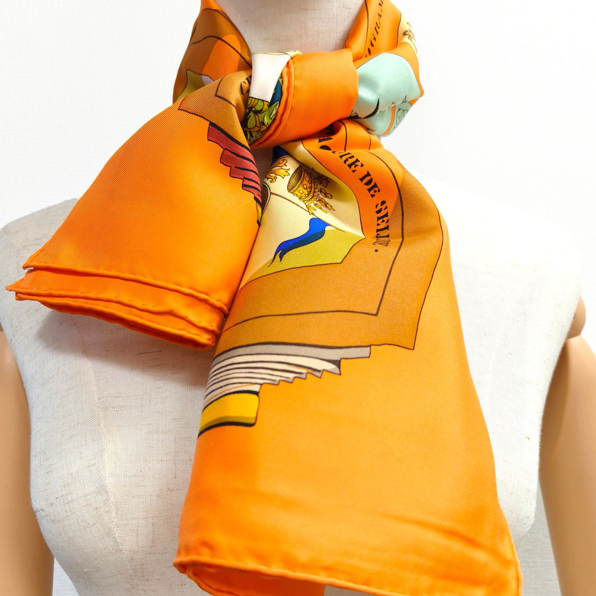 D　HERMES エルメス カレ90 図面や記号 スカーフ　シルク 楽天市場】【美品】 HERMES / エルメス | カレ90 CHIFFRES ET