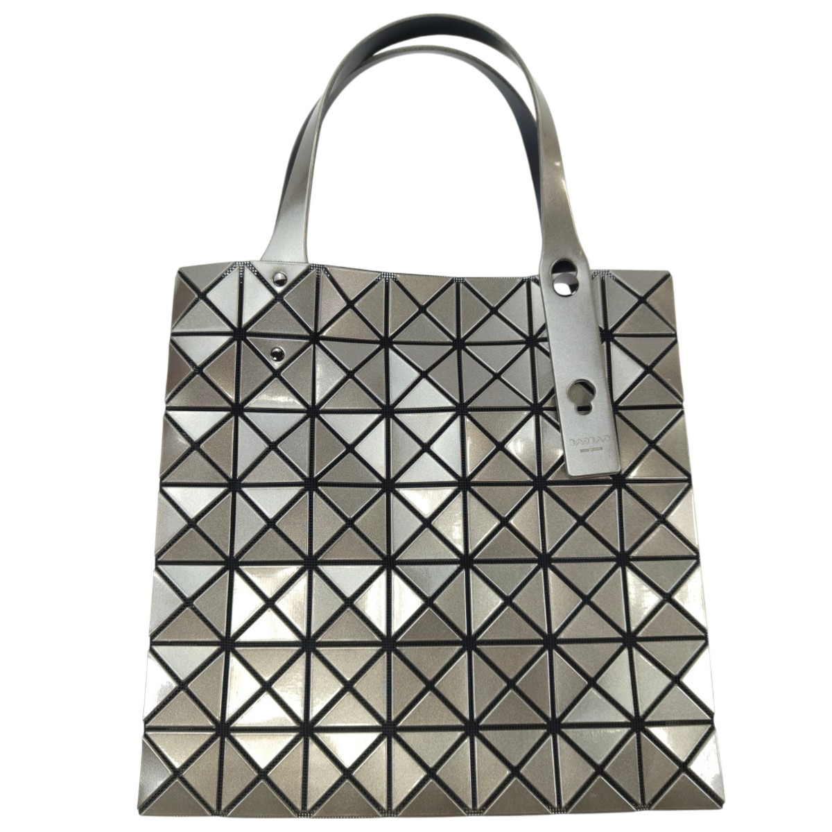 BAOBAO ISSEY MIYAKE バオバオ トートバッグ シルバー 管理番号：11129 35,035円
