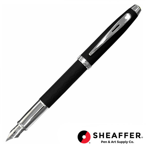 【新品未使用品】Ferrari 万年筆 赤 専用ケース付き　sheaffer Sheaffer Ferrari 100 Fountain Pen (M) – Red With Nickel