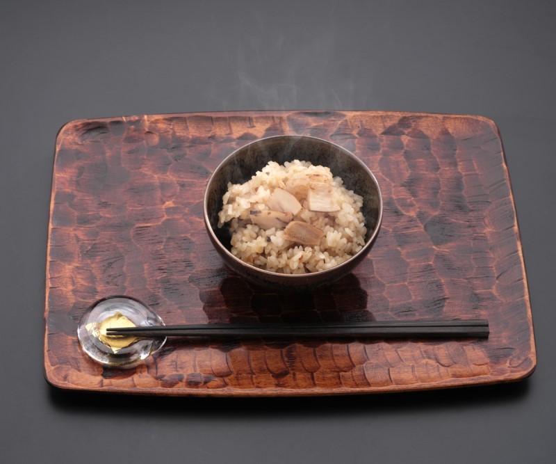 松茸香る国産松茸ごはん4個セット (140ｇ×4個)(世羅の大地)｜ 国産 松茸
