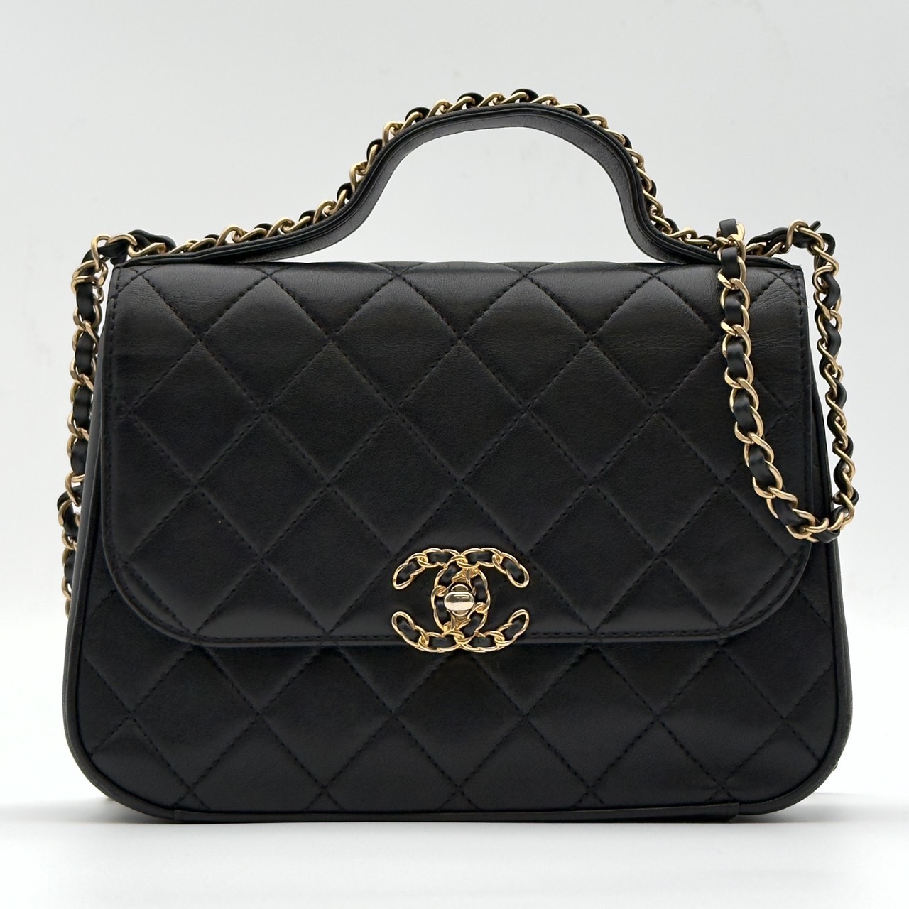 【貨物輸送無料】CHANEL シャネル シャネル19 いの一番手持ち部分 2WAY チェーン店ショルダーバッグ 黒いこと AS0970 28番台 2020年頃 【中古】