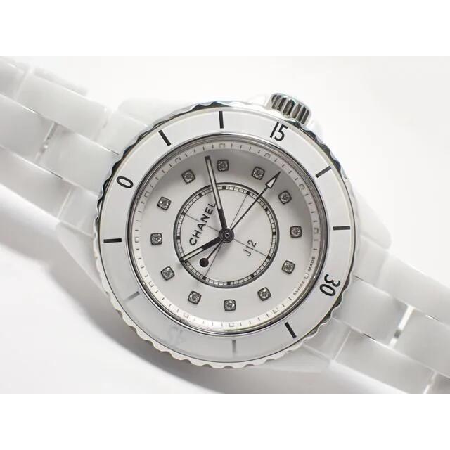 【中古】シャネル（CHANEL）J12 33MM 石英 白いこと陶芸 12P金剛石総目録 ’23年