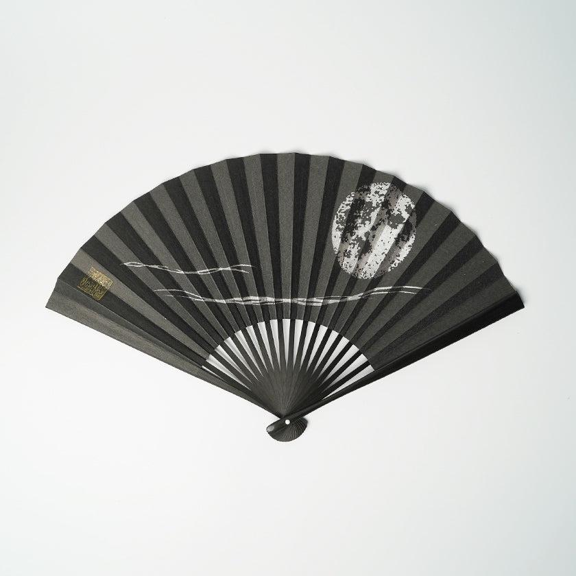 【扇子】満月 (黒) 銀箔 | 唐紙 | 景美風月
